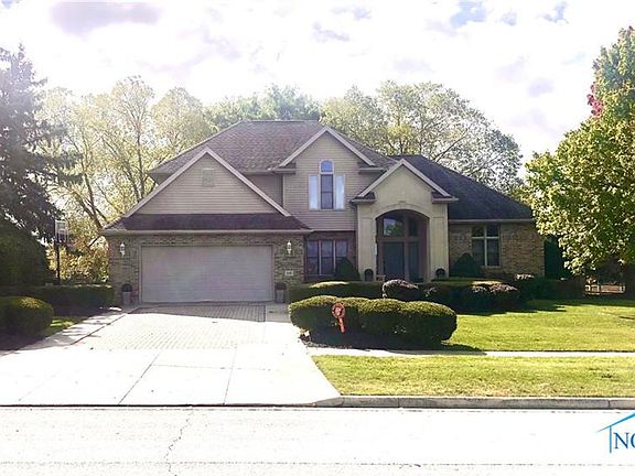 3rd image of 1710 Stonehedge Dr