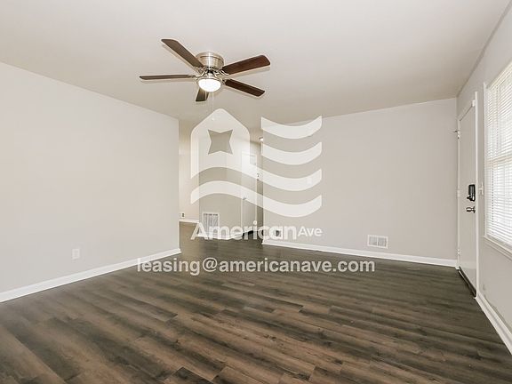 681105_003_wm_-_living_room_13055282.jpg