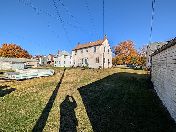 4th image of 222 S Elmwood Ave