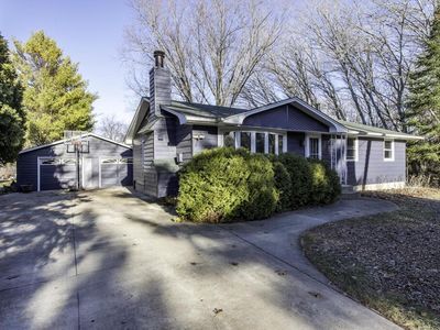 9705 8th AVENUE, Pleasant Prairie, WI, 53158