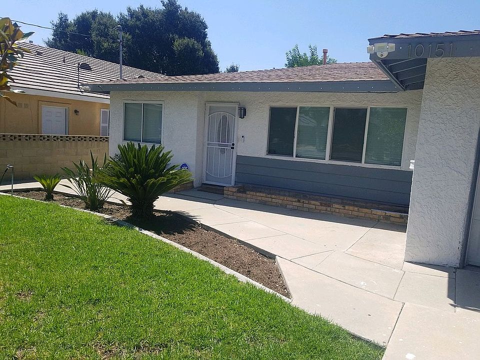 2nd image of 10151 26th St