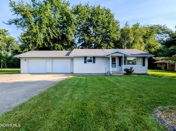 416 1st St, Pioneer, OH 43554
