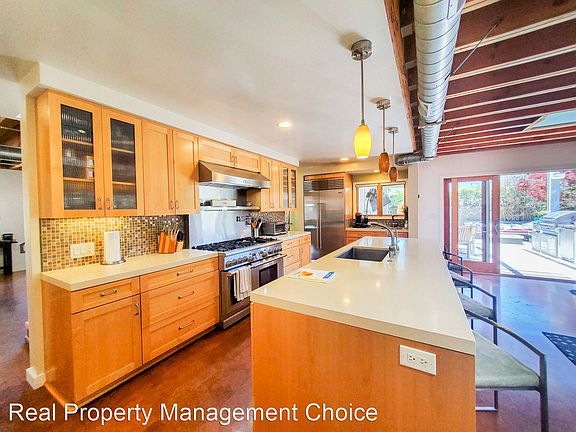 5th image of 22627 Evalyn Ave