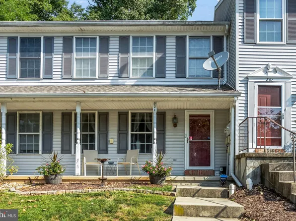 804 Rockwood Dr, Elizabethtown, PA 17022