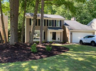 4935 Tanners Spring Dr, Johns Creek, GA 30022