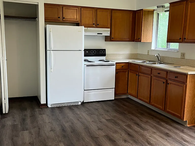 6491 Martinie Dr #3 — Photo 2