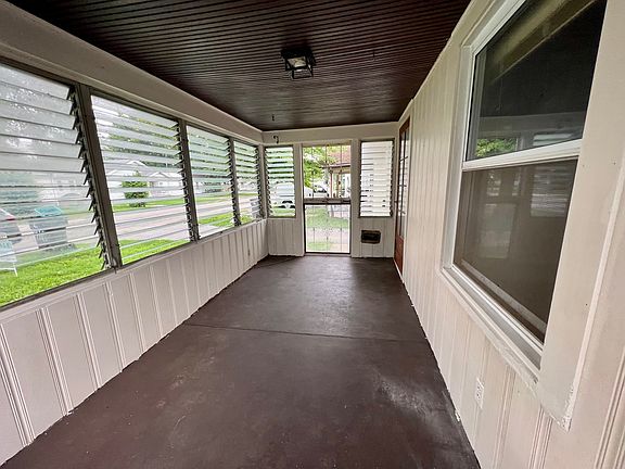 2nd image of 1416 N Livingston Ave