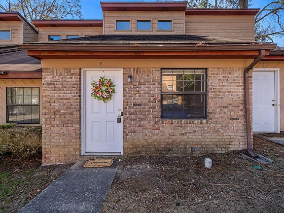 3rd image of 1808 Jackson Bluff Rd APT E