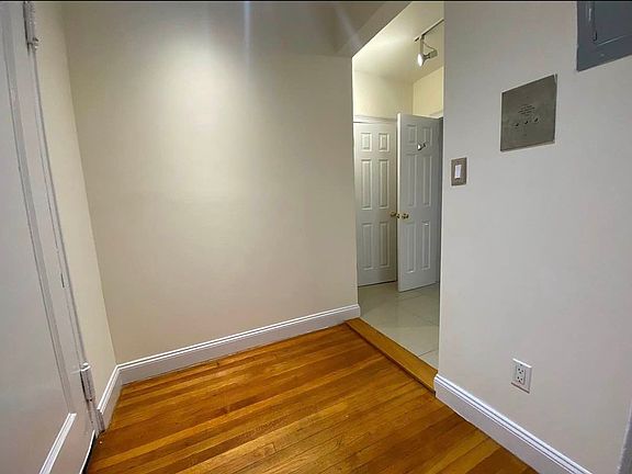 4th image of 56 W 65th St APT 2J