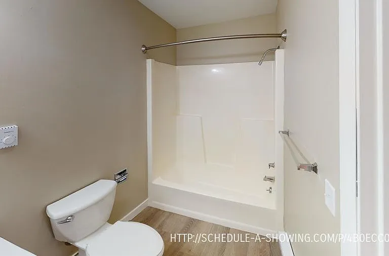 403 E Park St #31 — Photo 4