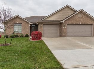 5261 Quincy Dr, Columbus, IN 47203