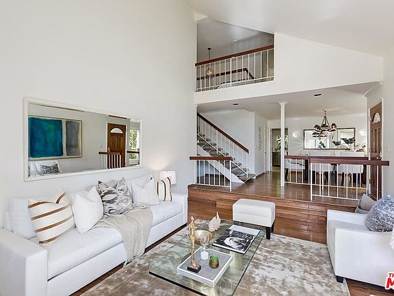 4th image of 10235 Autumn Leaf Cir
