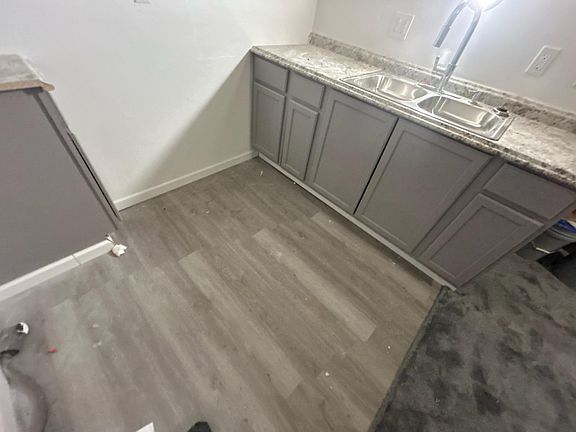 3rd image of 303 Covington Dr #204