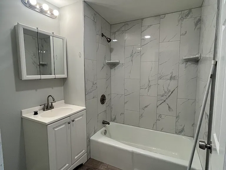 29 Houghton St #4 — Photo 14