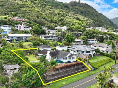 2626 Manoa Rd, Honolulu, HI, 96822