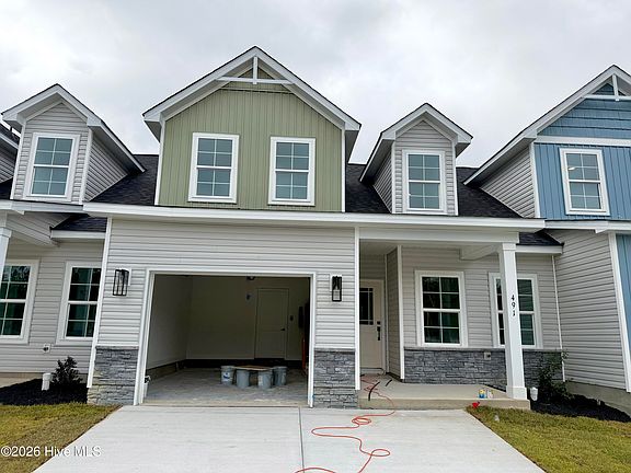 3rd image of 491 Timbercrest Circle SE