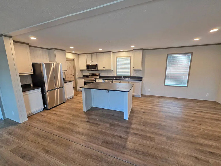 781 W Walcott Rd #178 — Photo 2