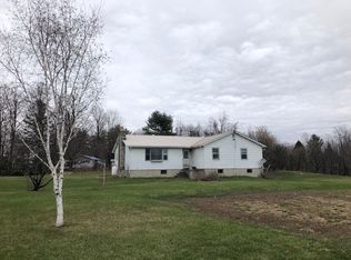 16 Maplewood Ln, Ticonderoga, NY 12883