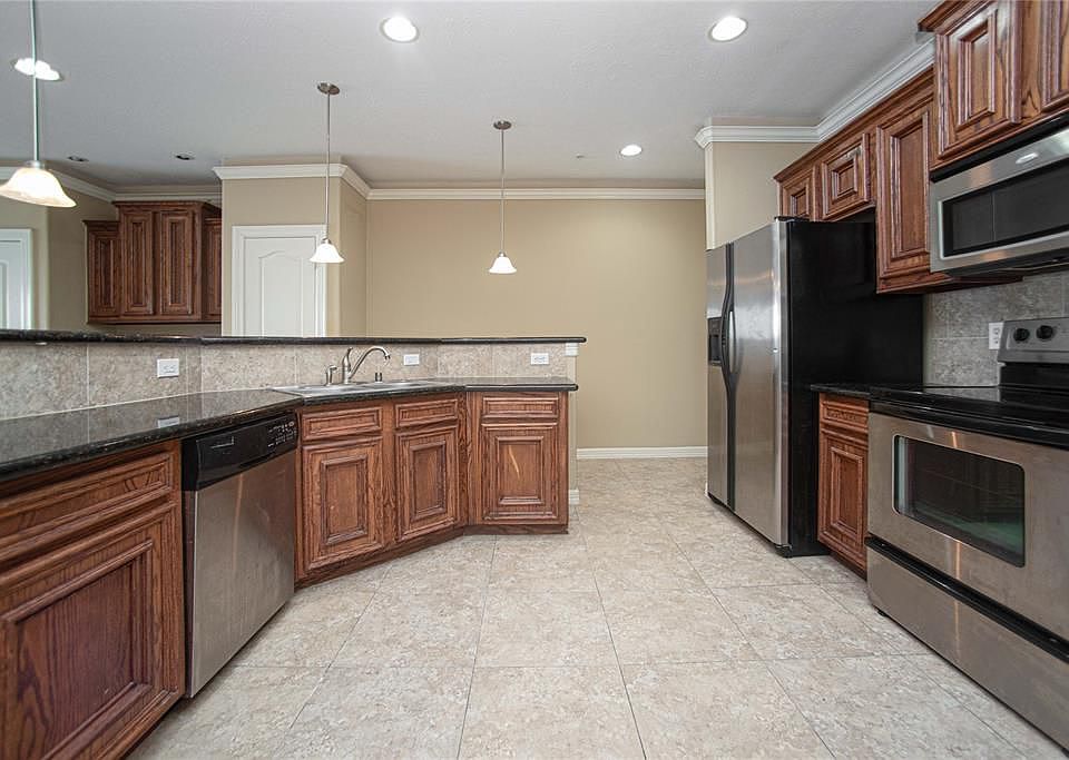 1st image of 7037 Kingston Cove Ln #217