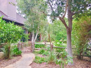 342 Canon Dr, Santa Barbara, CA 93105