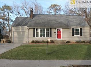 5132 W 73rd St, Prairie Village, KS 66208