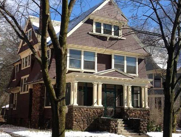 2nd image of 199 Livingston St