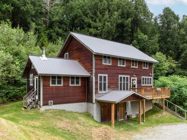 2794 East River Road, Johnson, VT 05656