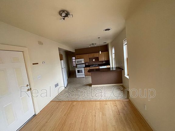 2nd image of 5-6-7 Hill St Unit 3