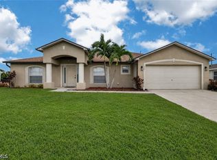 317 NE 9th Ter, Cape Coral, FL 33909