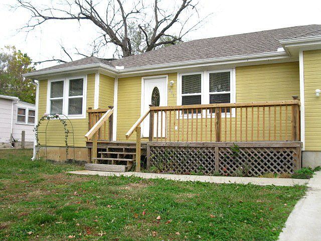 1st image of 806 N 9th St