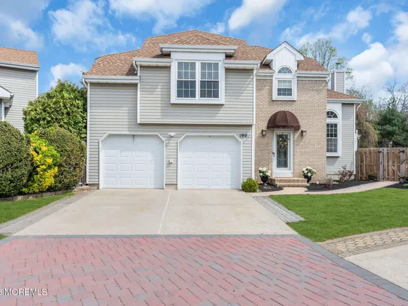 190 Kentucky Way, Freehold, NJ 07728