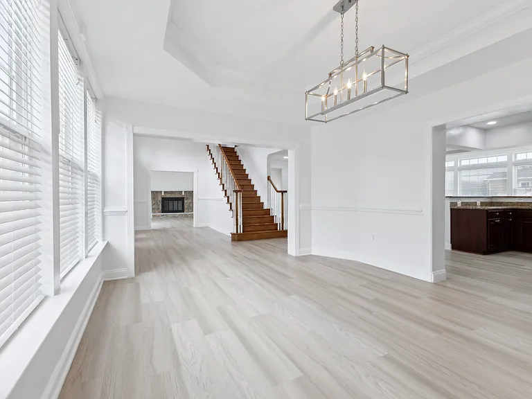 10828 Miller Rd — Photo 21