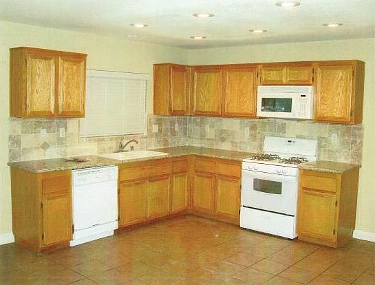 4th image of 13315 Thornwood Ct