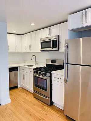 Rented by REAL New York | media 7