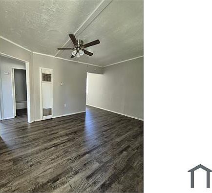 3rd image of 1003 N Highland St