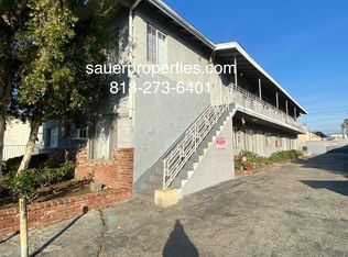 13645 Runnymede St #2, Van Nuys, CA 91405