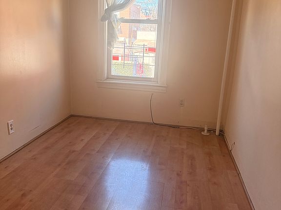 2nd image of 24-32 23rd St #2