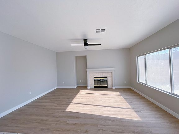 3rd image of 3329 Apenzell Ct