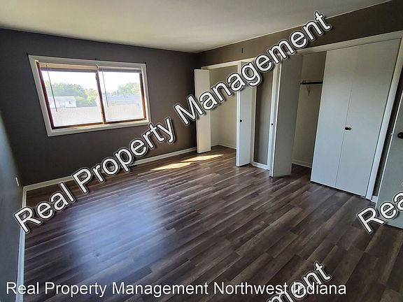 3rd image of 7432 Whitcomb St #46310