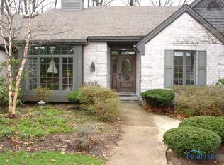 2707 Pine Knoll Dr, Toledo, OH