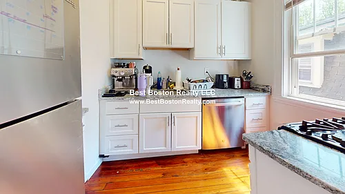 171 Tremont St #3 Photo 1
