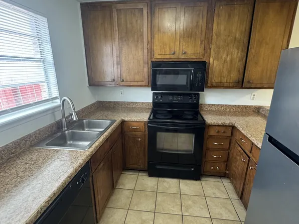 1491 E Alamo St #E, Las Cruces, NM 88001