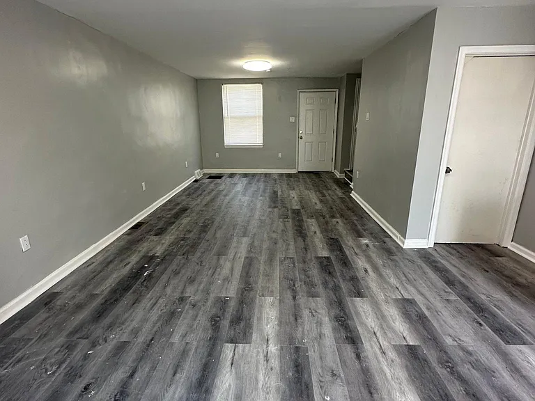 6828 Regent St — Photo 4