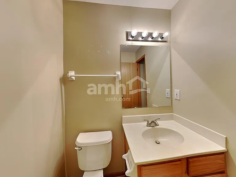 100 Winesap St SW — Photo 8