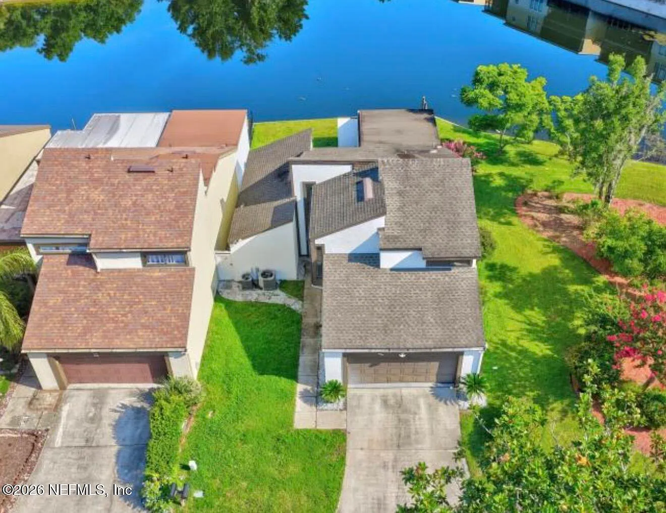 4 bed, 2.5 bath, 1962 sqft, $3,000 — Photo 4