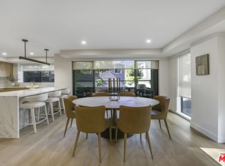333 N Palm Dr APT 202, Beverly Hills, CA 90210