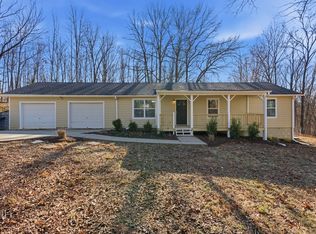 266 Meadows Rd, Portland, TN 37148