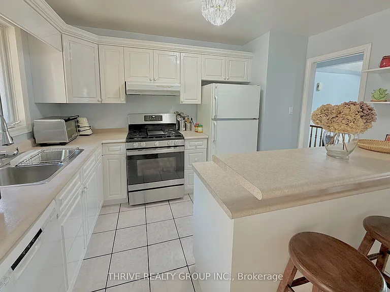 59 Cleveland Pl #UPPER — Photo 10