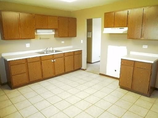 5th image of 26388 W Blackhawk Ave
