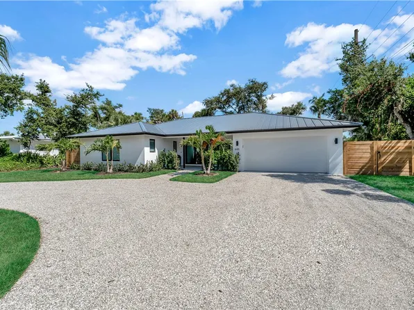 645 Flamevine Ln, Vero Beach, FL 32963